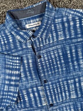 Tommy Bahama Men's Daybreak Batik Short Sleeve Silk Shirts Navy Blue Large